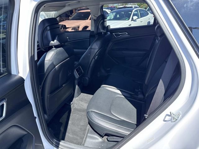 Used 2023 Kia Sportage EX image 16