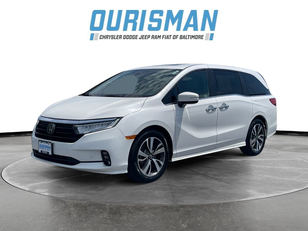 Used 2023 Honda Odyssey Touring image 2
