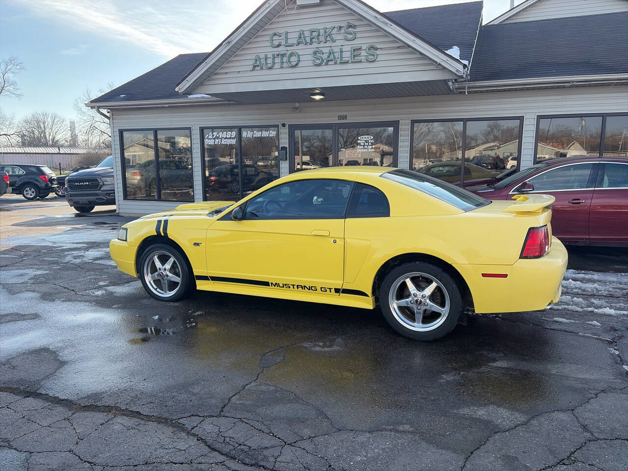 Used 2001 Ford Mustang GT image 1
