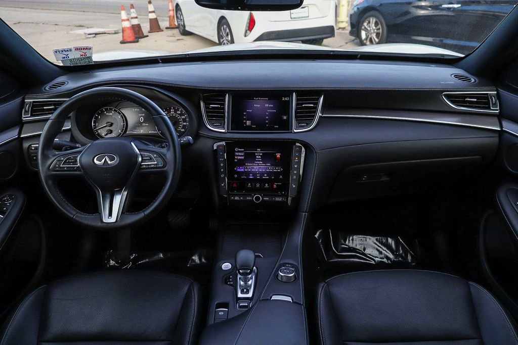 Used 2022 INFINITI QX50 Luxe w/ Appearance Package image 12