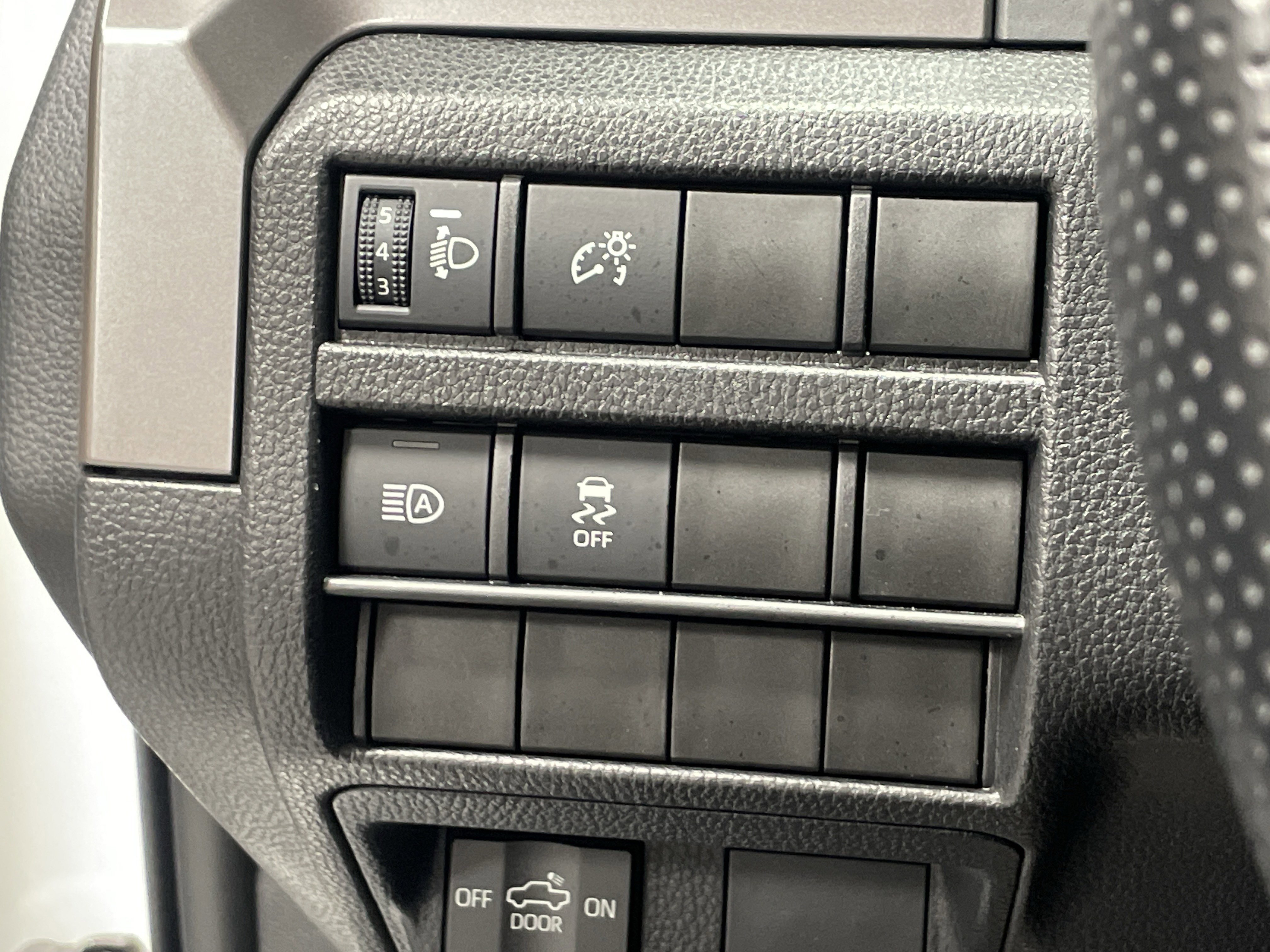 Used 2024 Toyota Tacoma SR5 RWD image 29