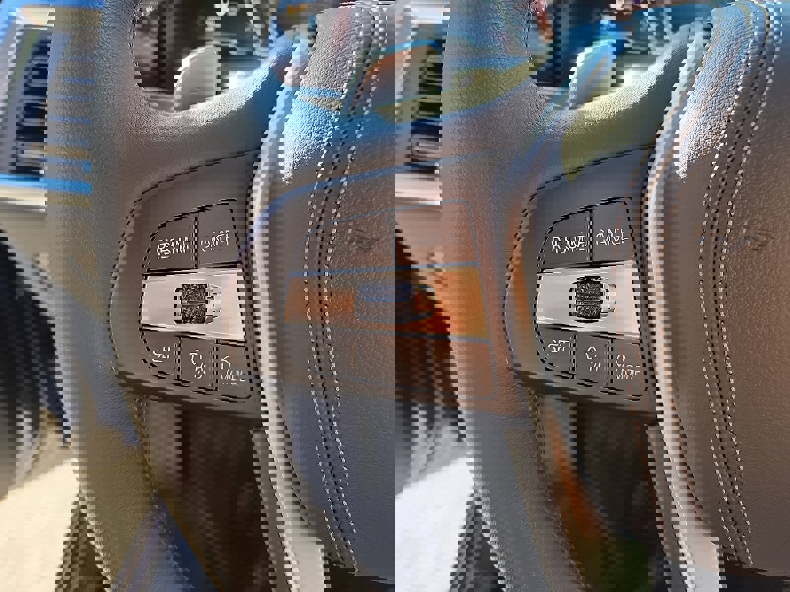 Used 2026 BMW X5 xDrive40i w/ Premium Package image 22