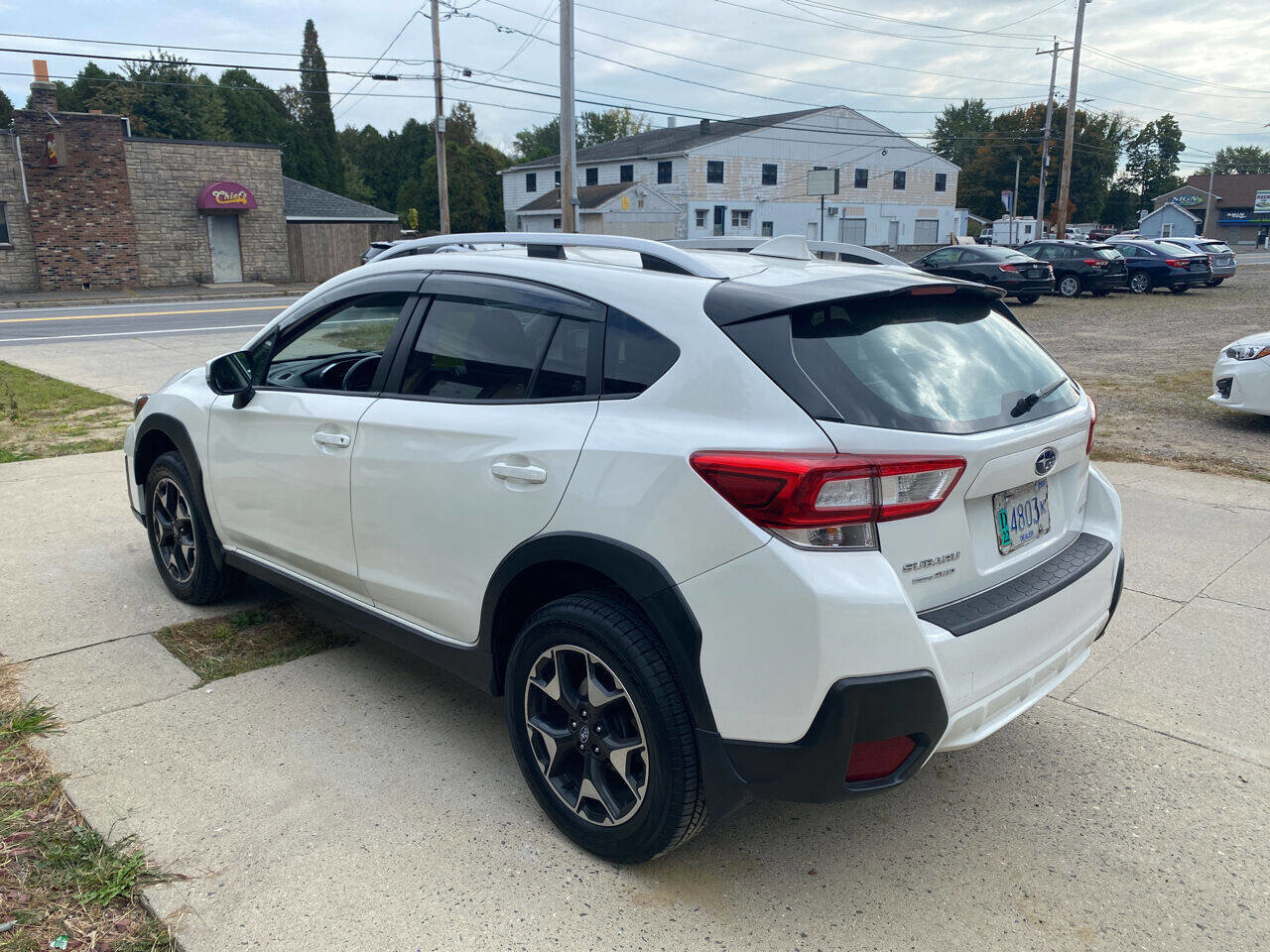 Used 2019 Subaru Crosstrek 2.0i Premium w/ Eyesight System AWD/4WD image 3
