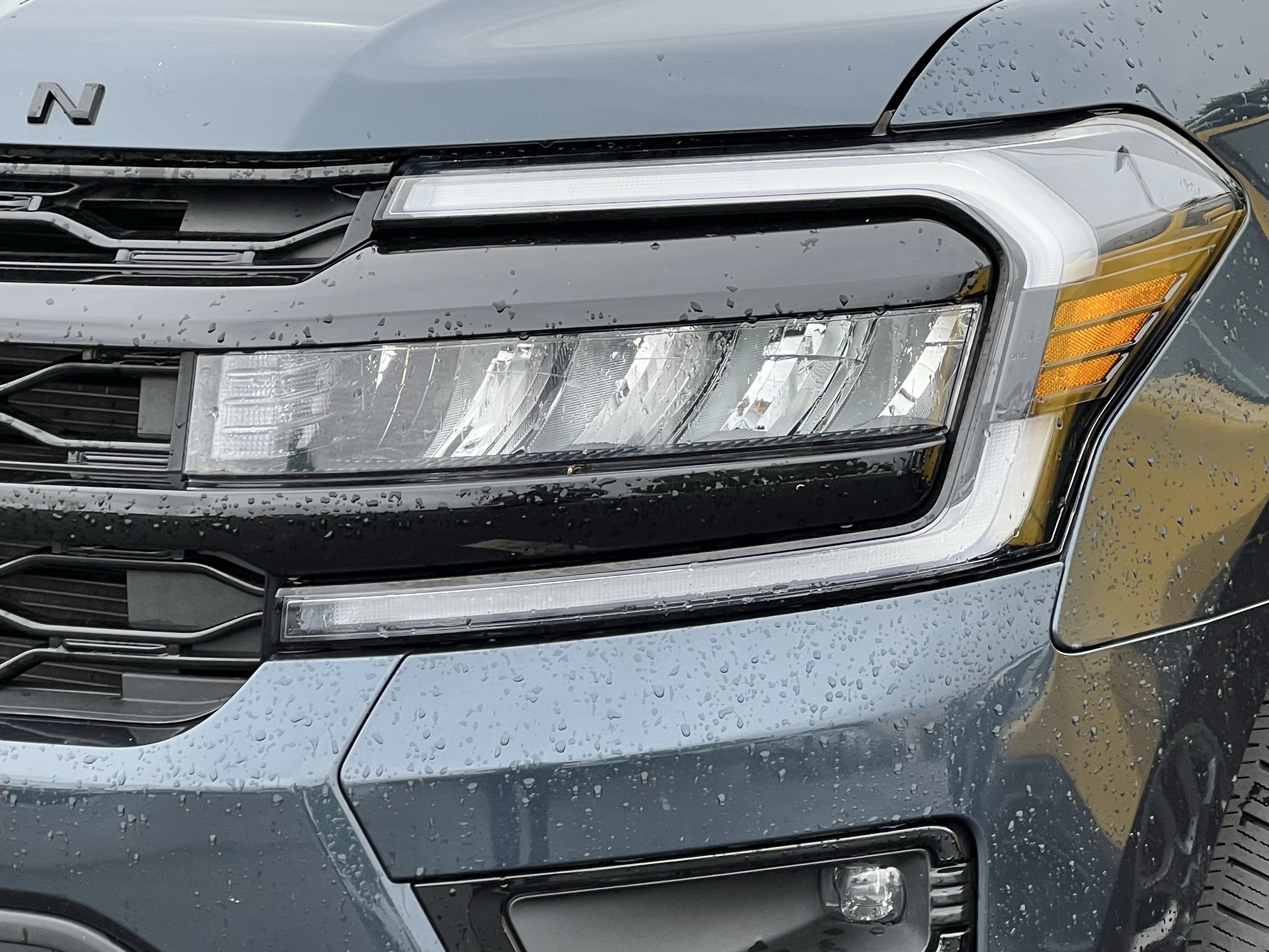 Used 2024 Ford Expedition Limited AWD/4WD image 7
