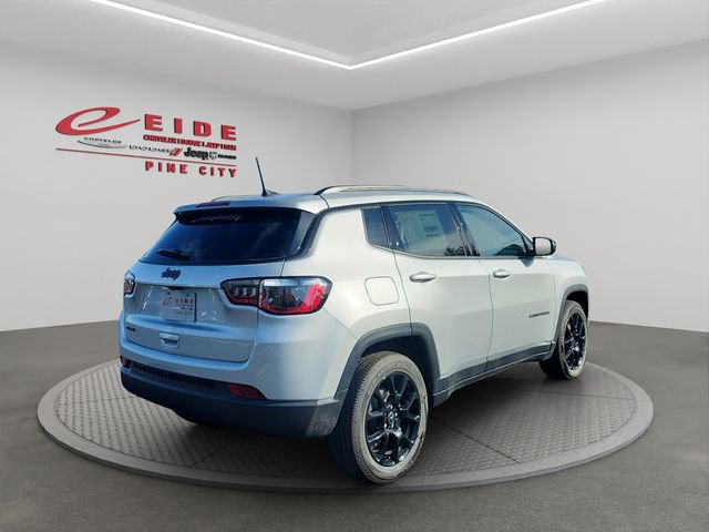 New 2026 Jeep Compass Altitude image 5