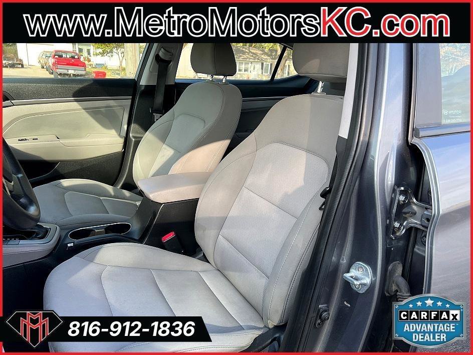 Used 2018 Hyundai Elantra SEL FWD image 22