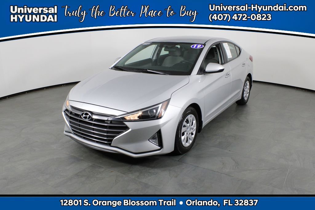 Used 2019 Hyundai Elantra SE image 1