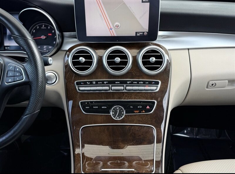 Used 2016 Mercedes-Benz C 300 4MATIC Sedan image 45