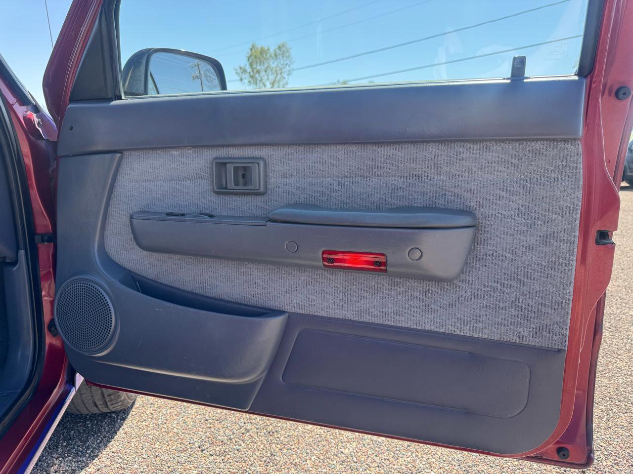 Used 1999 Toyota Tacoma 2WD Xtracab image 42