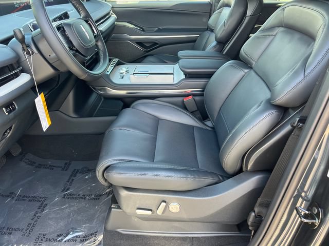 New 2026 Lincoln Navigator L Reserve w/ Jet Appearance Package AWD/4WD image 10