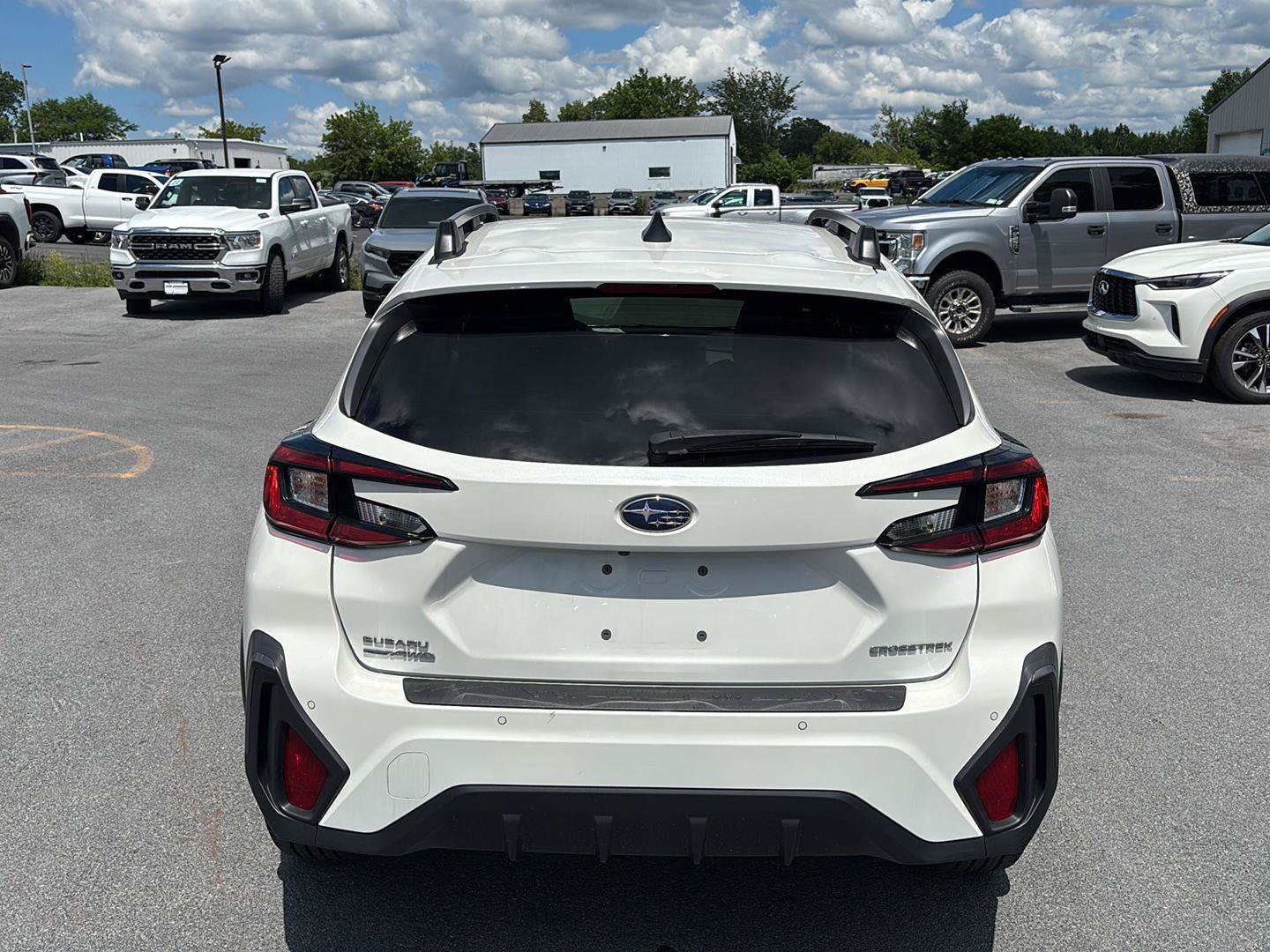 Used 2024 Subaru Crosstrek 2.5i Limited AWD/4WD image 4