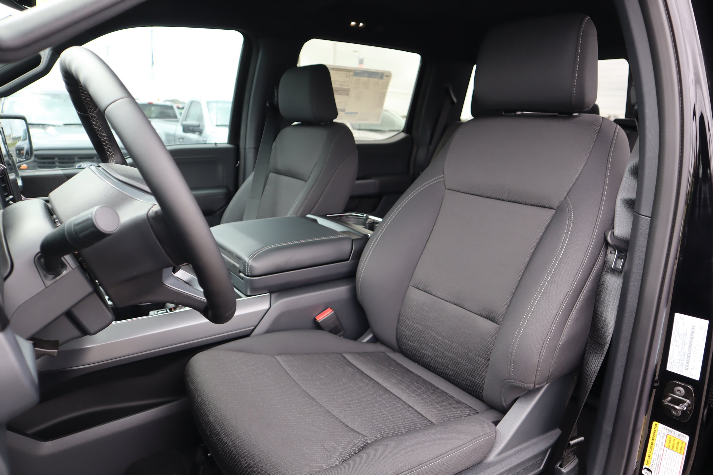 New 2025 Ford F150 XLT w/ Equipment Group 302A MID image 37