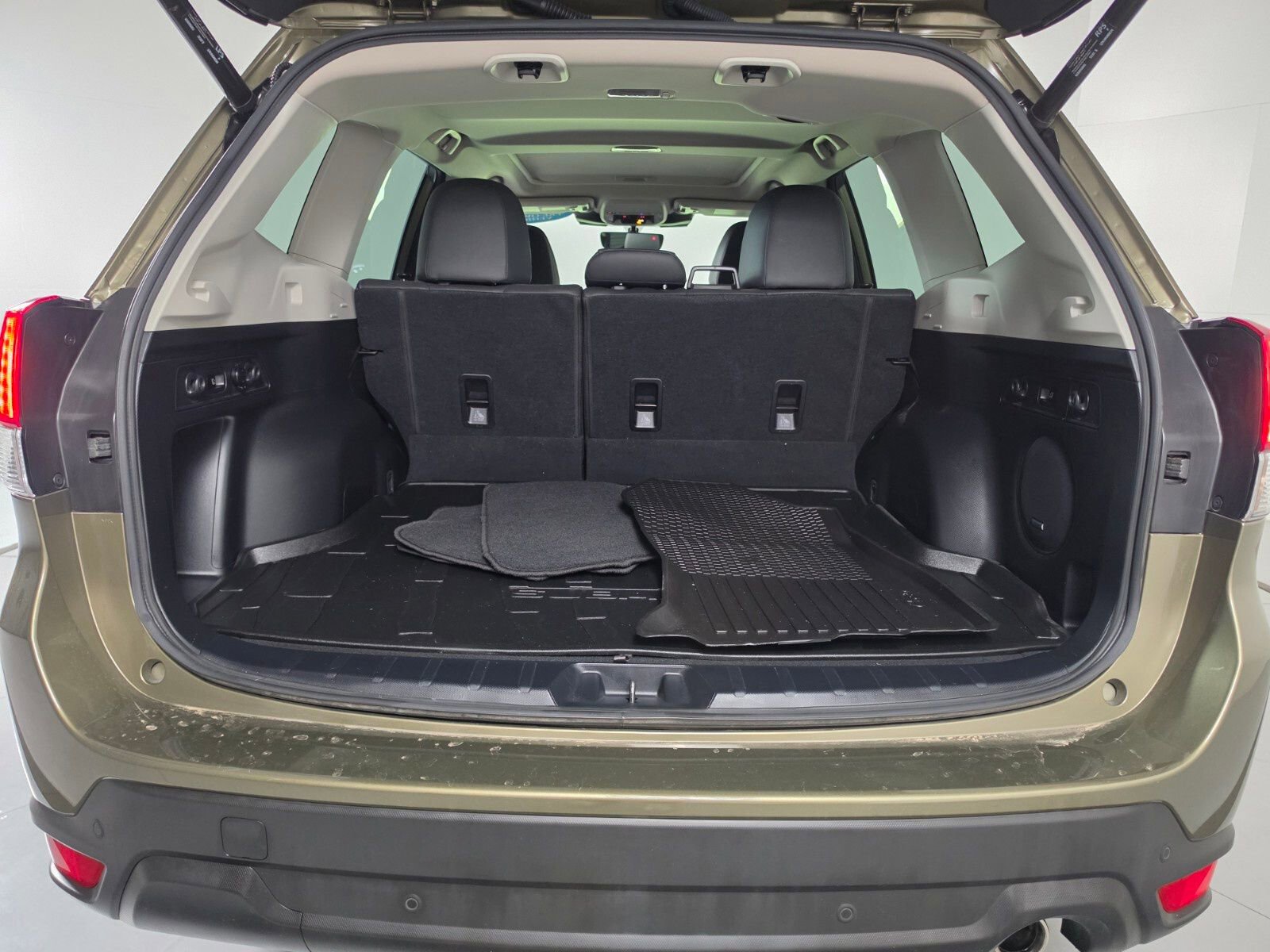 Certified 2024 Subaru Forester Limited AWD/4WD image 19