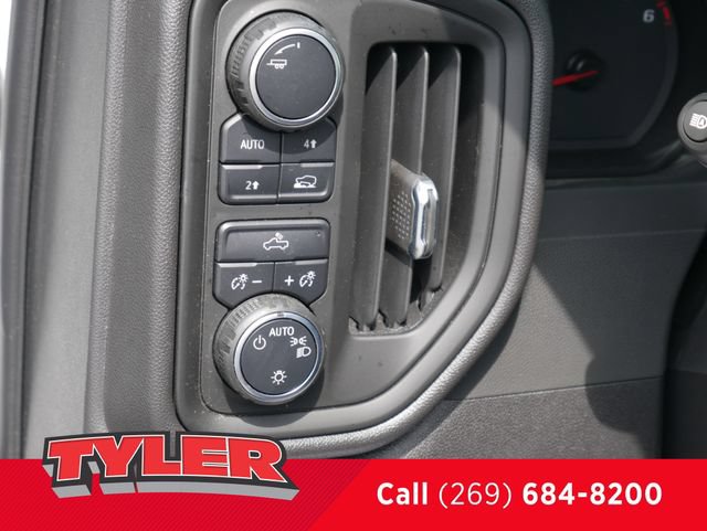 Used 2025 Chevrolet Silverado 1500 W/T w/ WT Value Package AWD/4WD image 22