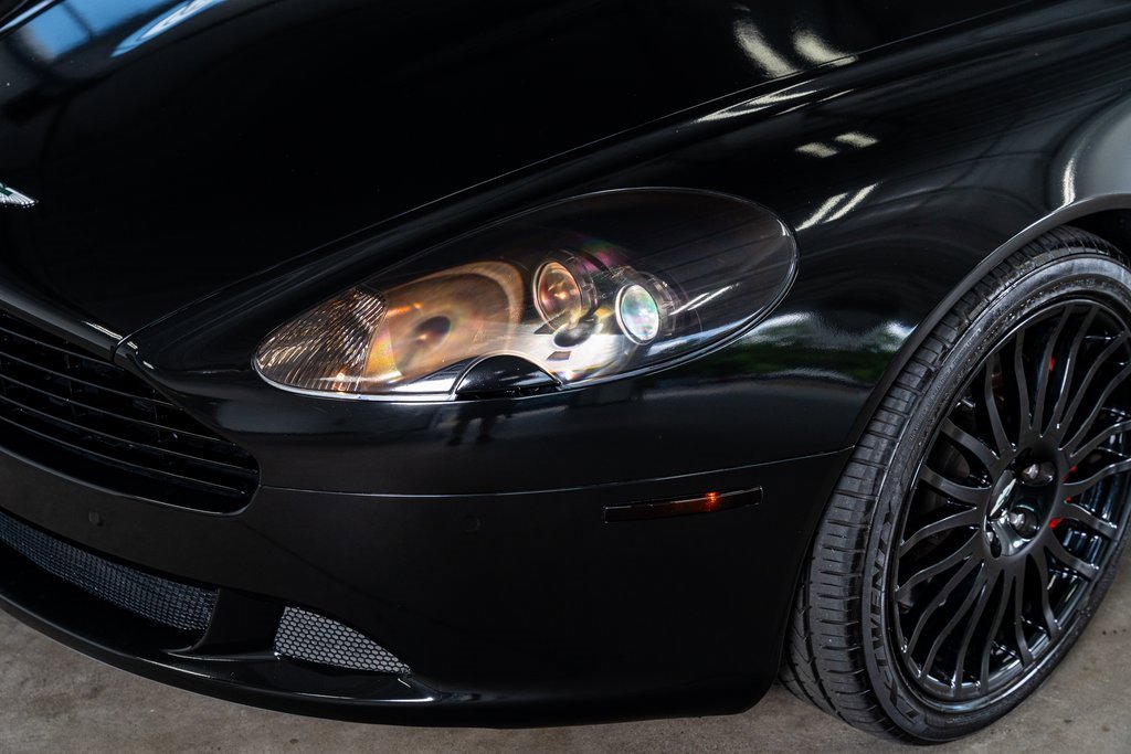 Used 2011 Aston Martin DB9 Coupe image 13