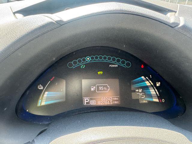 Used 2015 Nissan Leaf S w/ Charge Package FWD image 1