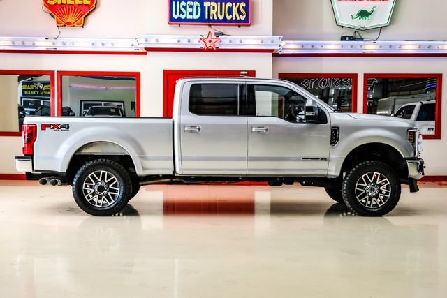 Used 2017 Ford F250 Lariat w/ Lariat Value Package AWD/4WD image 10