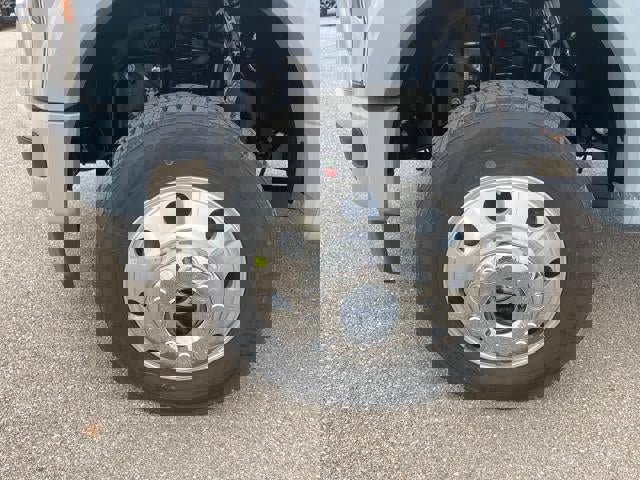 New 2026 Ford F450 Platinum w/ FX4 Off-Road Package image 10