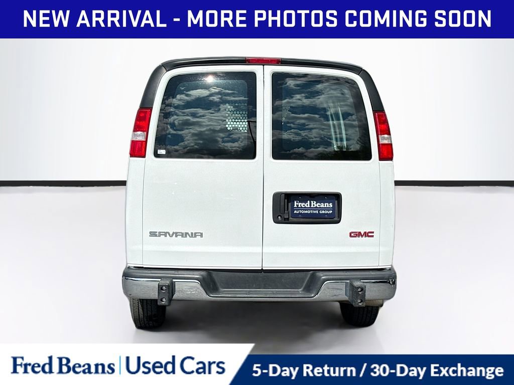 Used 2024 GMC Savana 2500 w/ Driver Convenience Package RWD image 7