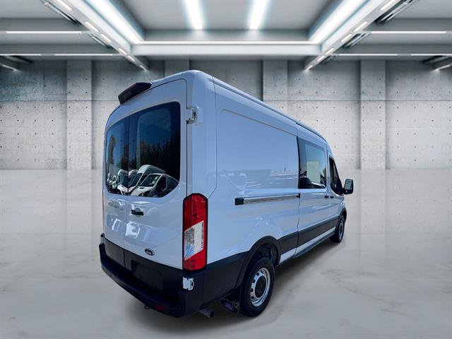 Used 2023 Ford Transit 250 Medium Roof w/ Load Area Protection Package RWD image 6
