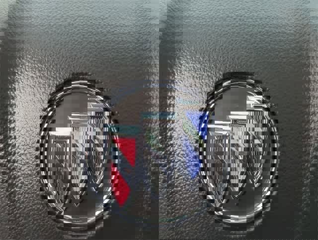 Used 2021 Buick Envision Avenir image 12