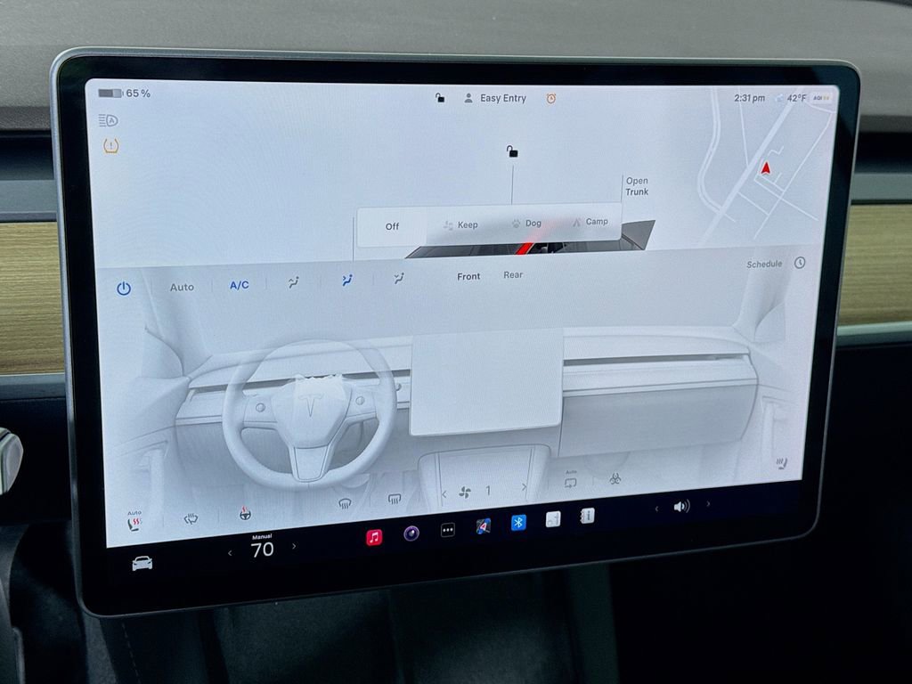 Used 2023 Tesla Model Y Long Range image 8