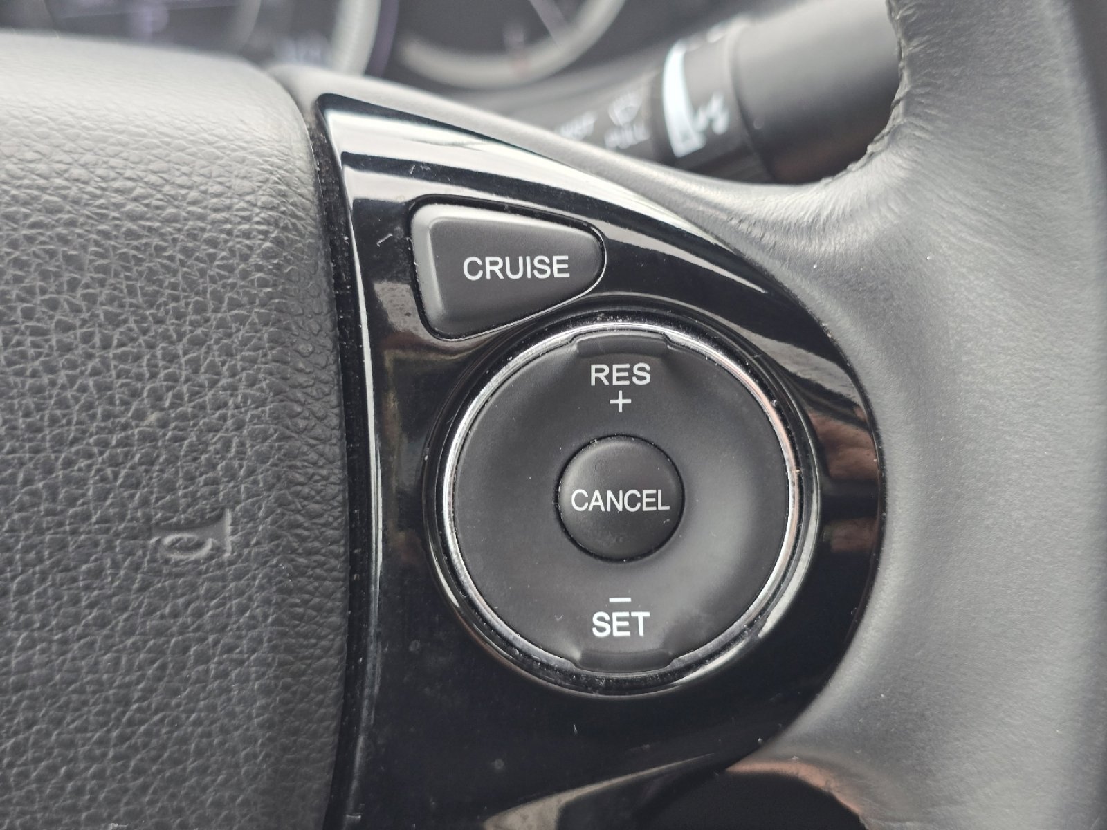 Certified 2017 Honda Accord EX-L image 32