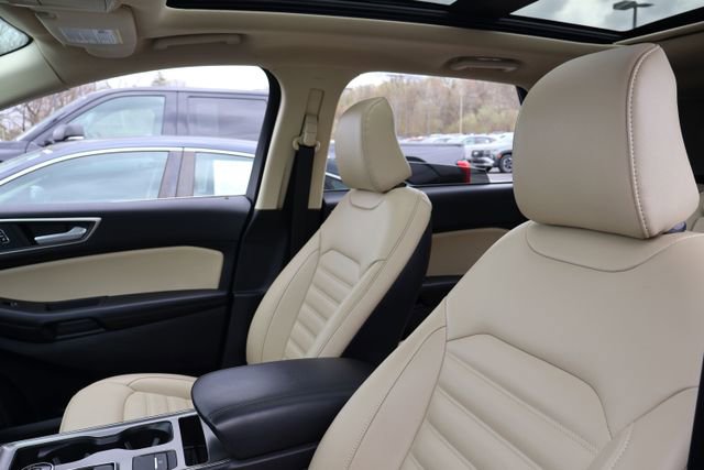 Used 2022 Ford Edge SEL w/ Convenience Package AWD/4WD image 12