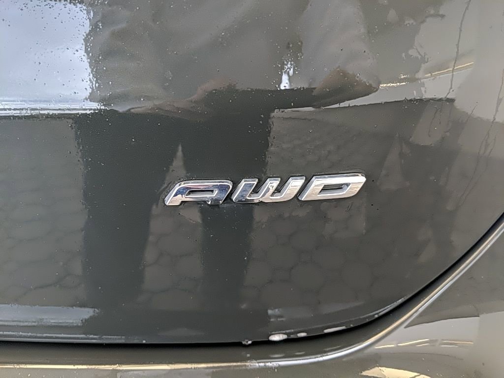 Used 2023 Ford Edge SEL image 9