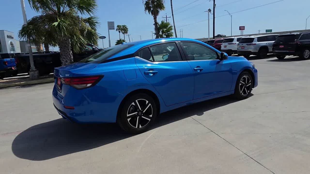 Used 2024 Nissan Sentra SV FWD image 8