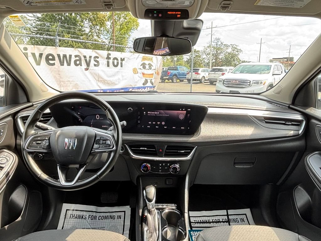Used 2024 Buick Encore GX Preferred FWD image 18