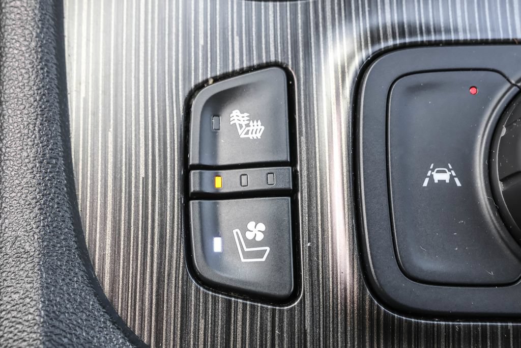Used 2023 GMC Acadia SLT w/ Elevation Edition AWD/4WD image 25