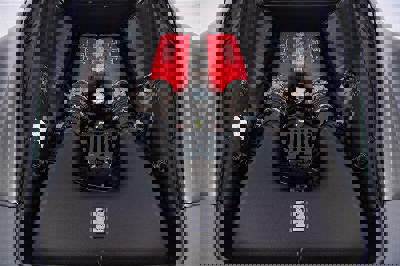 Used 2013 Ferrari 458 Italia Coupe RWD image 36