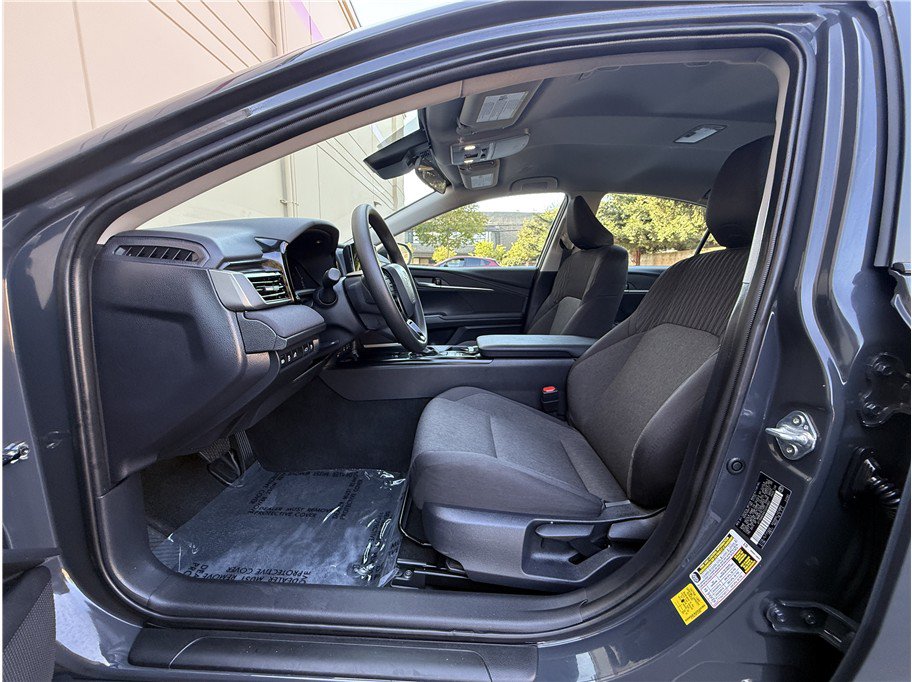 Used 2026 Toyota Camry LE FWD image 7