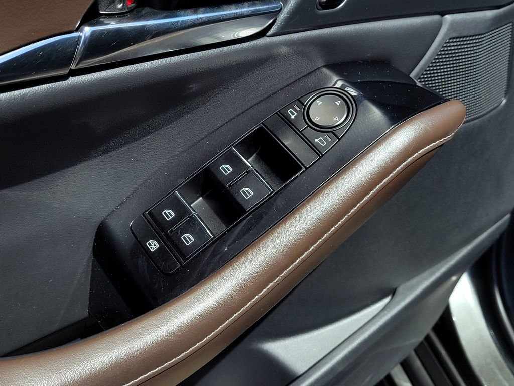 Used 2023 MAZDA CX-30 AWD 2.5 S w/ Premium Package image 13