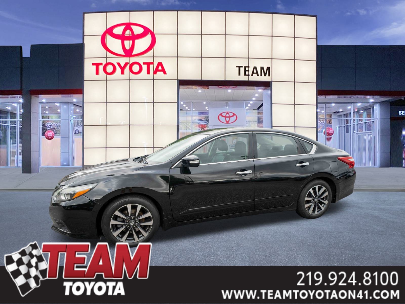 Used 2017 Nissan Altima 2.5 SL w/ 2.5 Technology Package