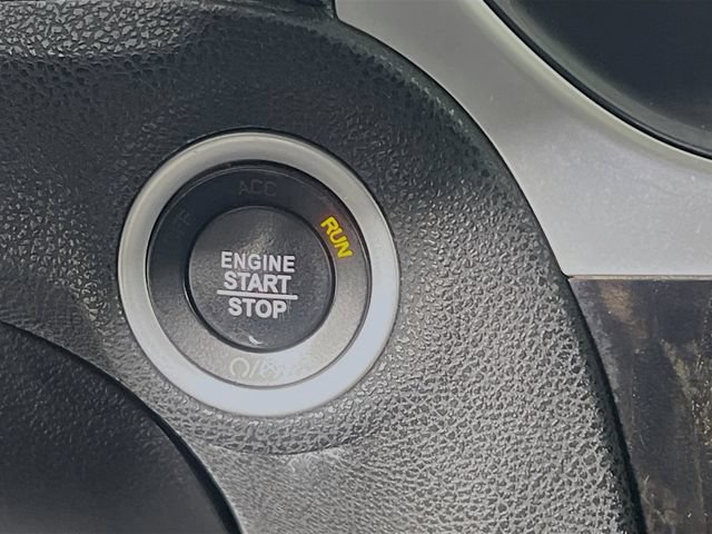 Used 2020 Chrysler 300 Limited RWD image 19