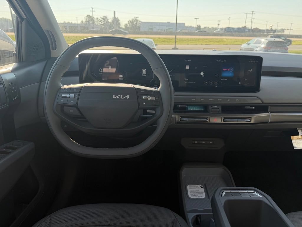 New 2027 Kia EV3 Wind FWD image 17