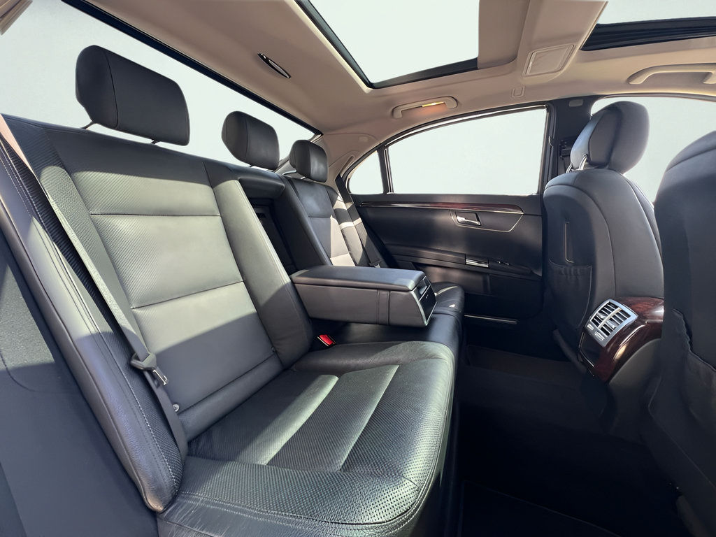 Used 2010 Mercedes-Benz S 550 image 27