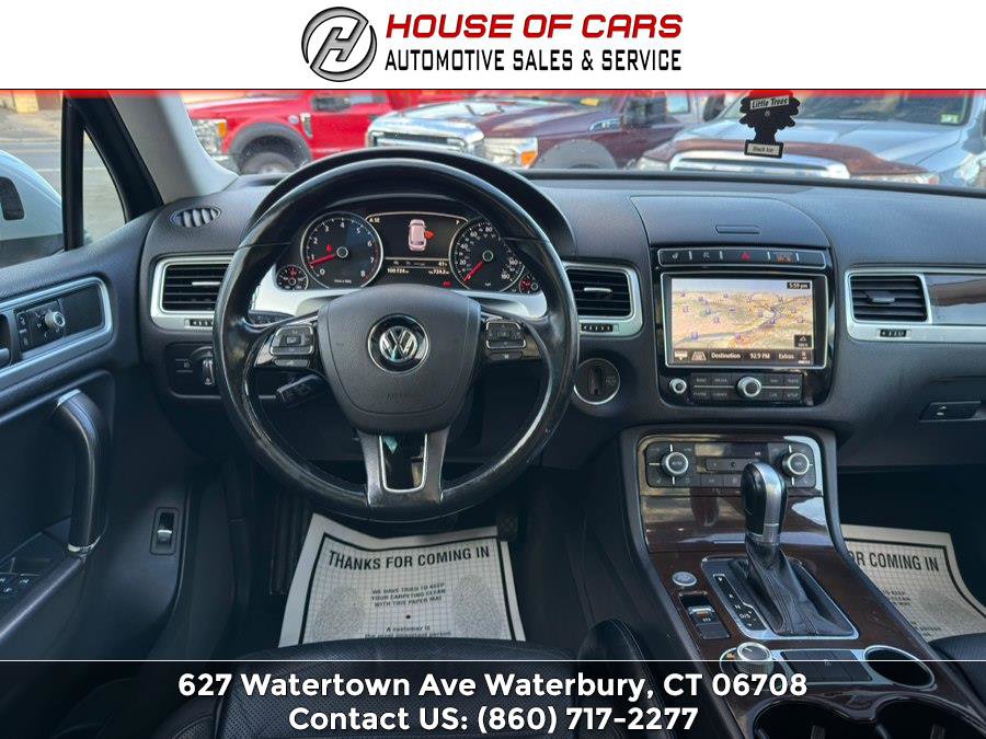 Used 2016 Volkswagen Touareg Sport AWD/4WD image 35