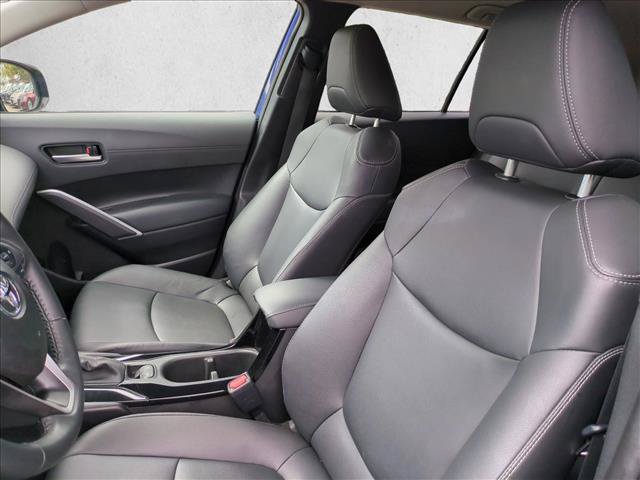Used 2025 Toyota Corolla Cross XLE AWD/4WD image 15