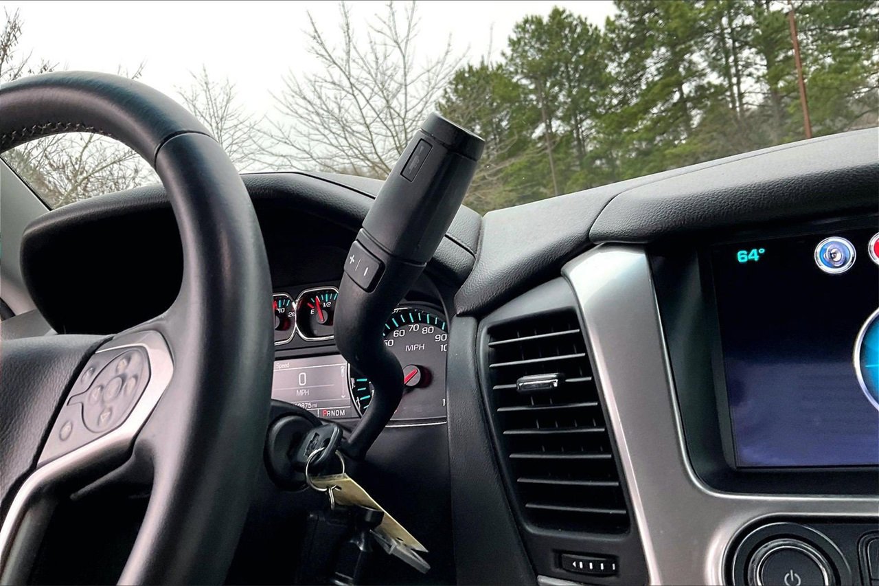 Used 2016 Chevrolet Tahoe LS w/ All-Season Package image 29