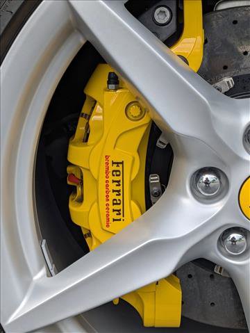 Used 2018 Ferrari 488 GTB RWD image 22