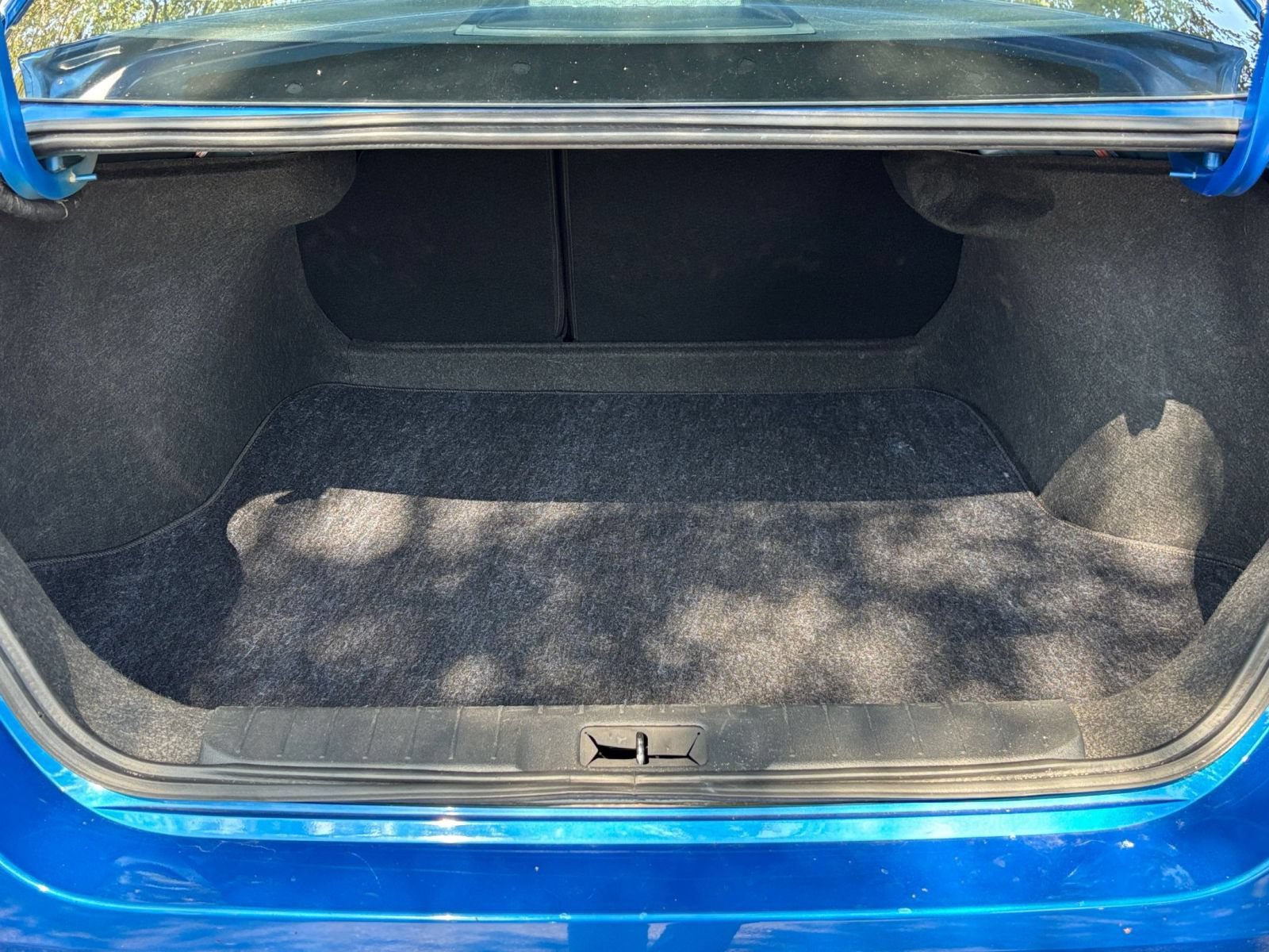 Used 2025 Nissan Sentra SV FWD image 29