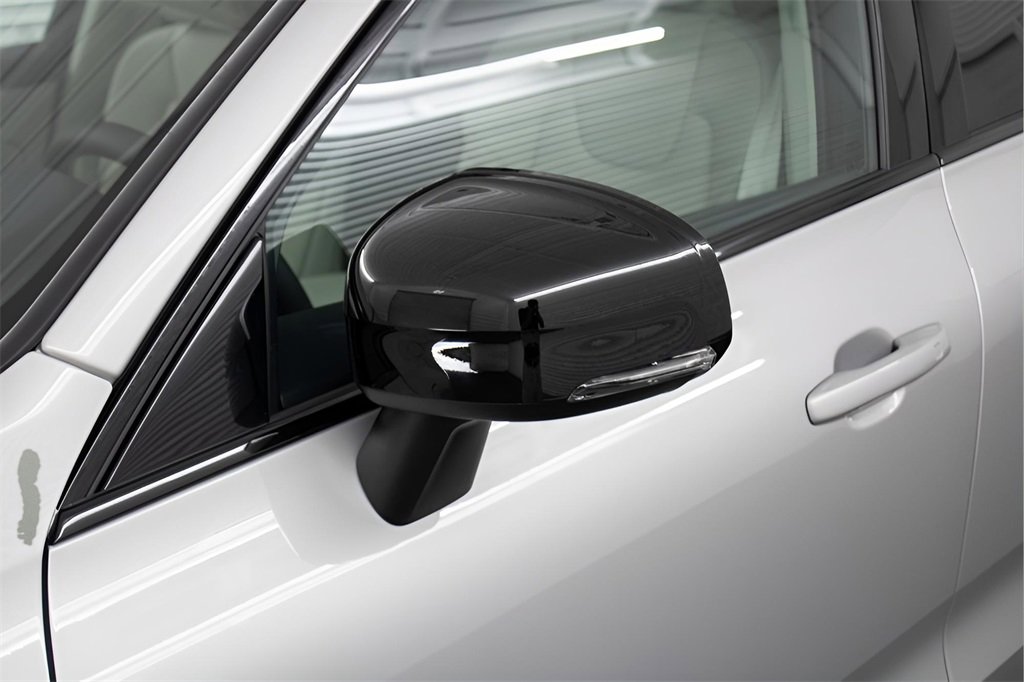 Certified 2025 Volvo XC60 T8 Core w/ Protection Package Premier image 9