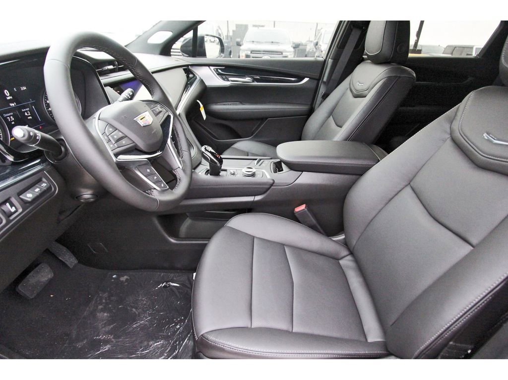 New 2026 Cadillac XT5 Premium Luxury image 6