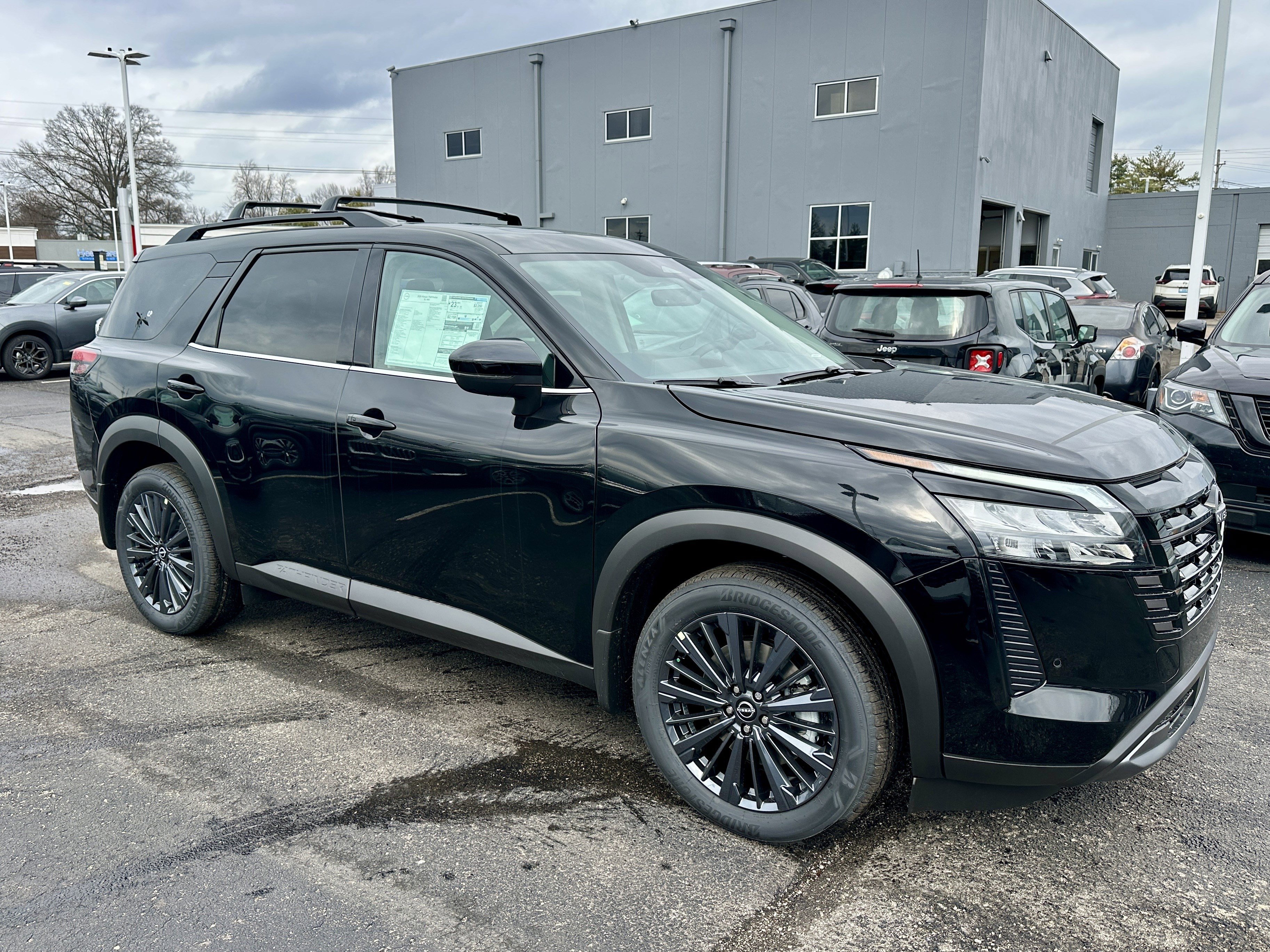 New 2026 Nissan Pathfinder SL