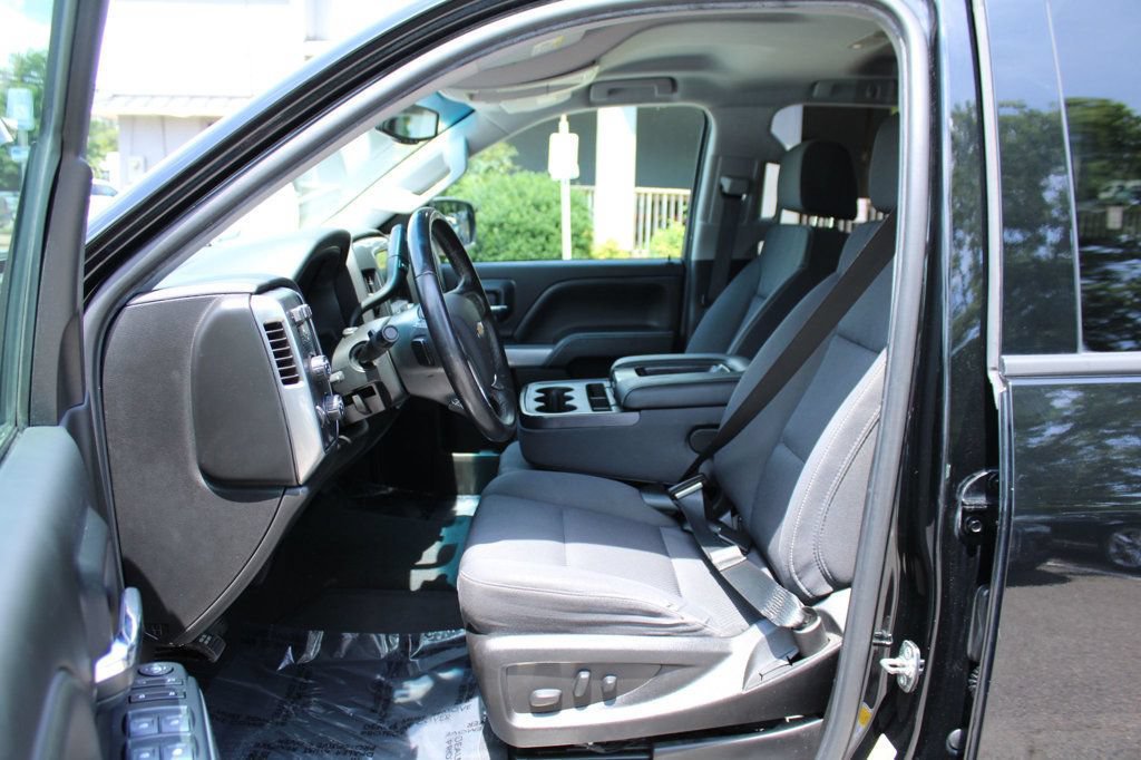 Used 2019 Chevrolet Silverado 1500 LT w/ All Star Edition AWD/4WD image 13