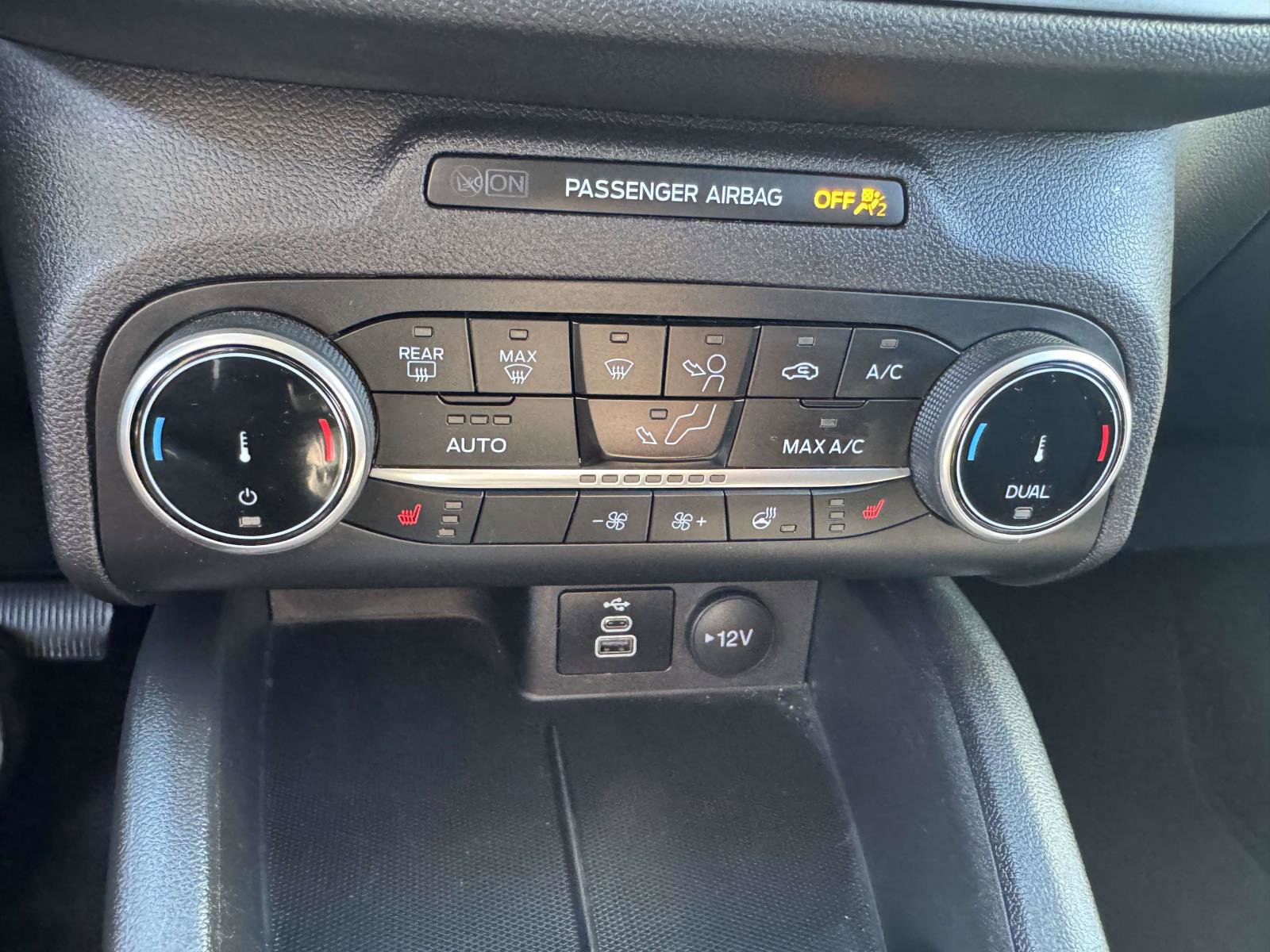 Used 2024 Ford Escape Active image 25