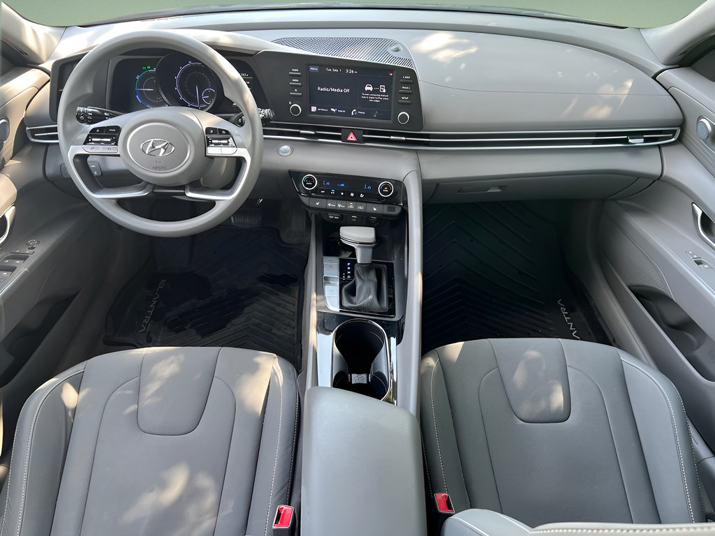 Used 2023 Hyundai Elantra Blue FWD image 17